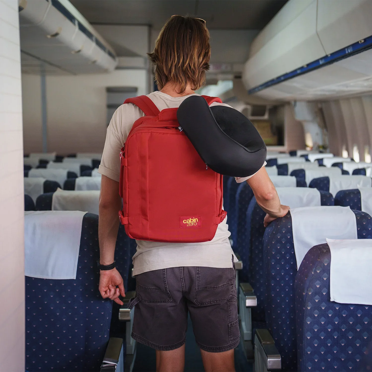 Classic Cabin Backpack 28L - Image 2