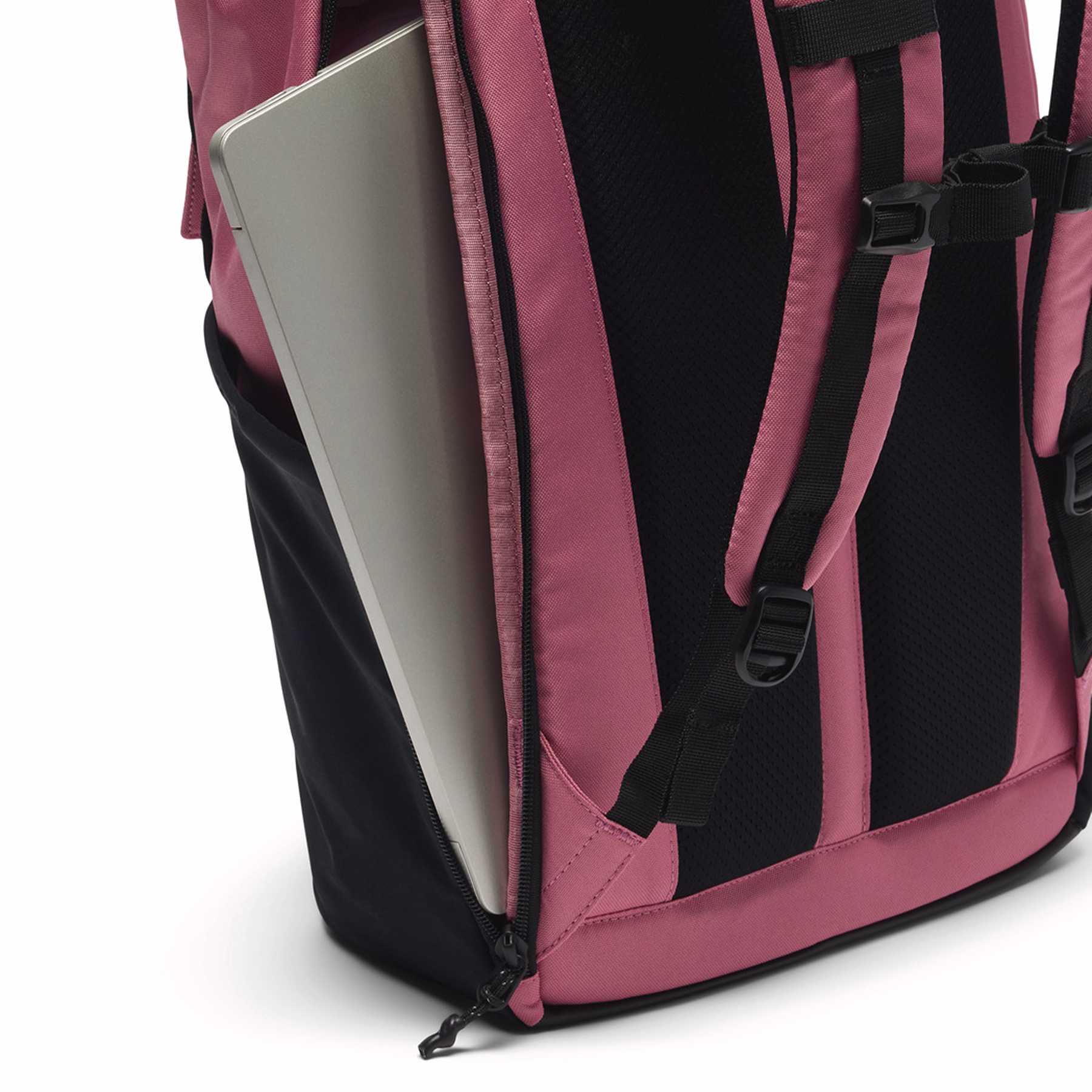 Convey III 27L Backpack - Image 8