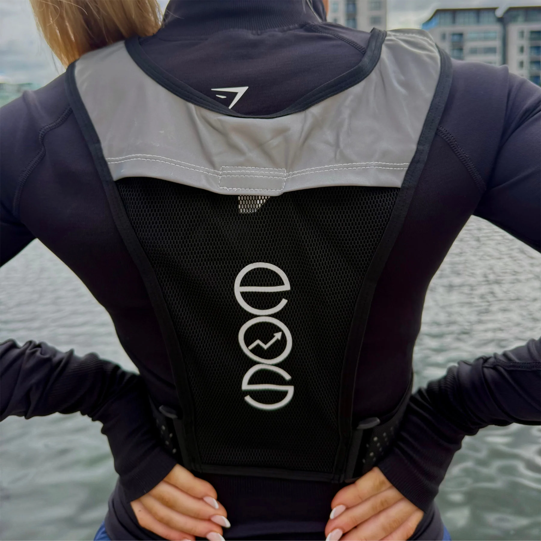 UltraLight 2.0 Running Vest - Image 7