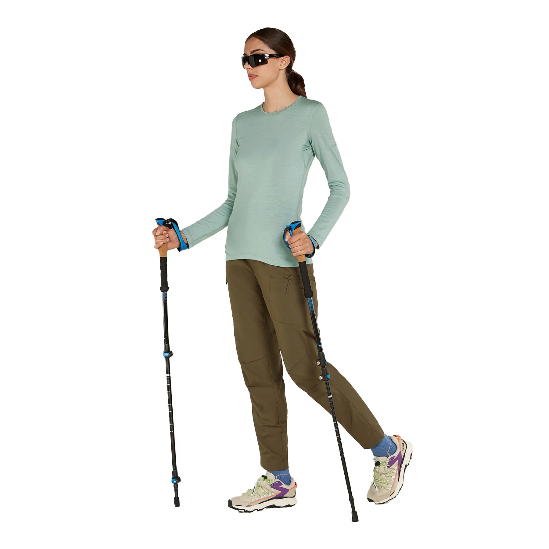 Women's 200 Oasis Long Sleeve Crewe - Image 31
