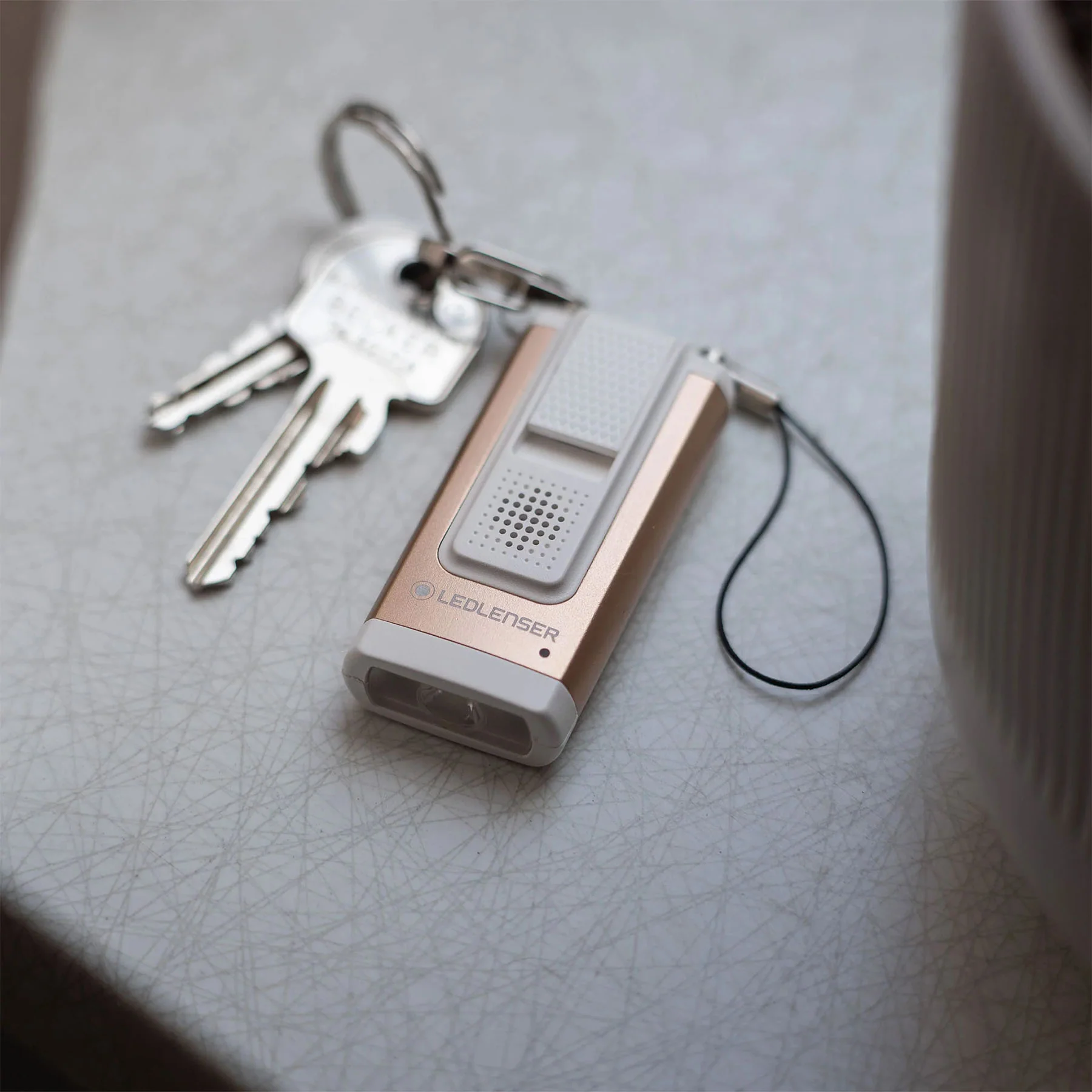 K6R Safety Keychain Light with Alarm - Image 4