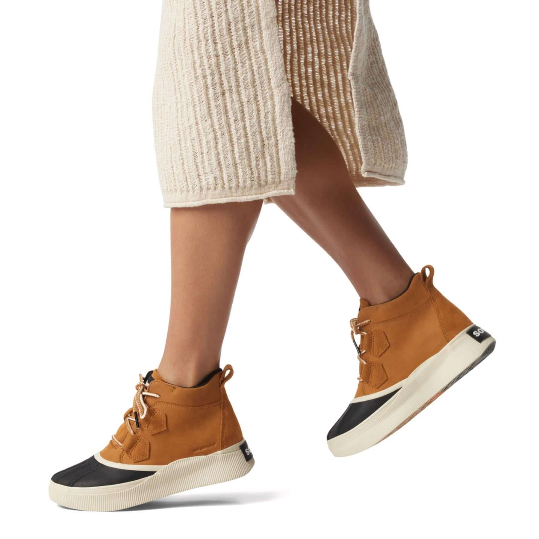 Women's Out N About IV Classic Waterproof Snow Boots - Image 2