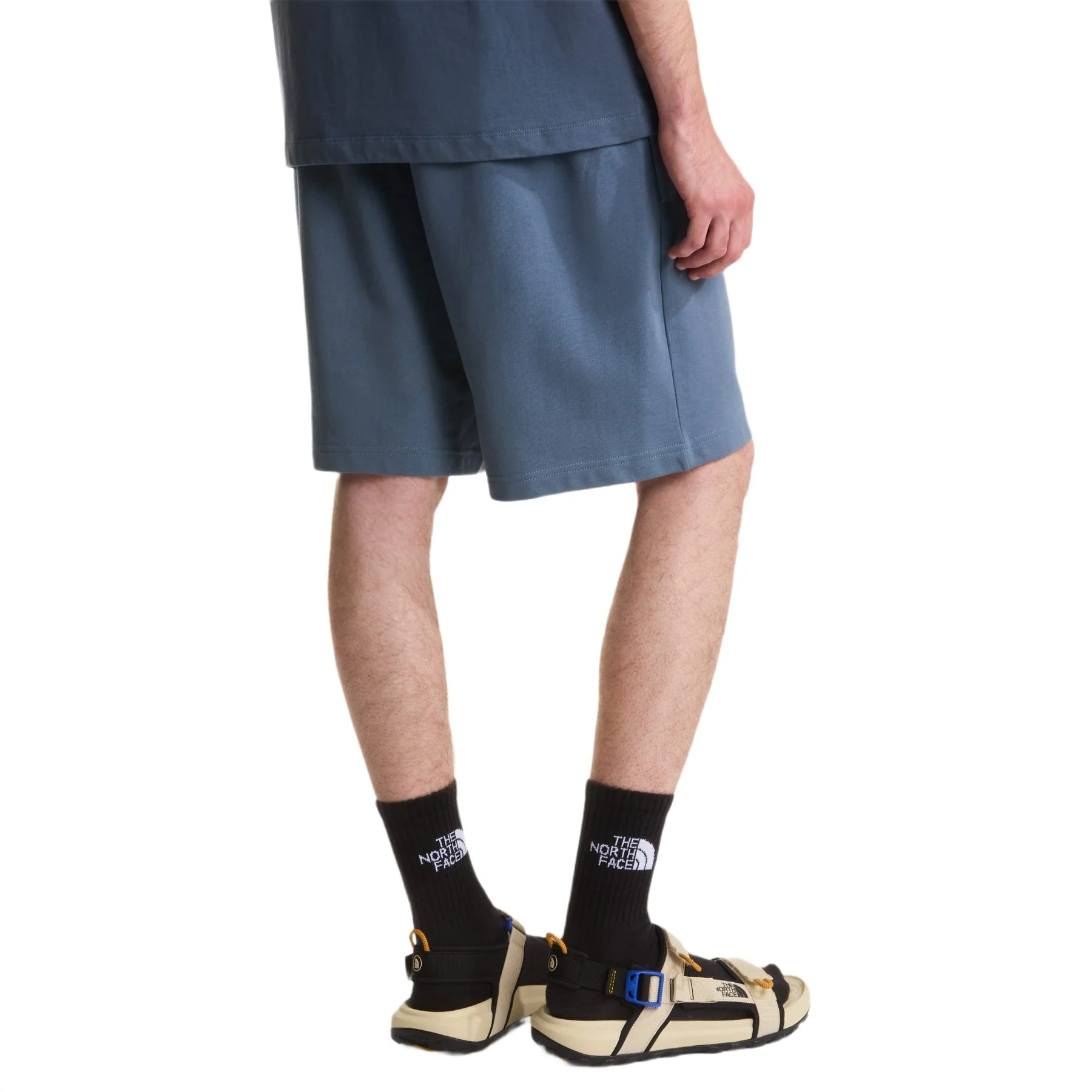 Men's Essential Light Relaxed Shorts - Image 2