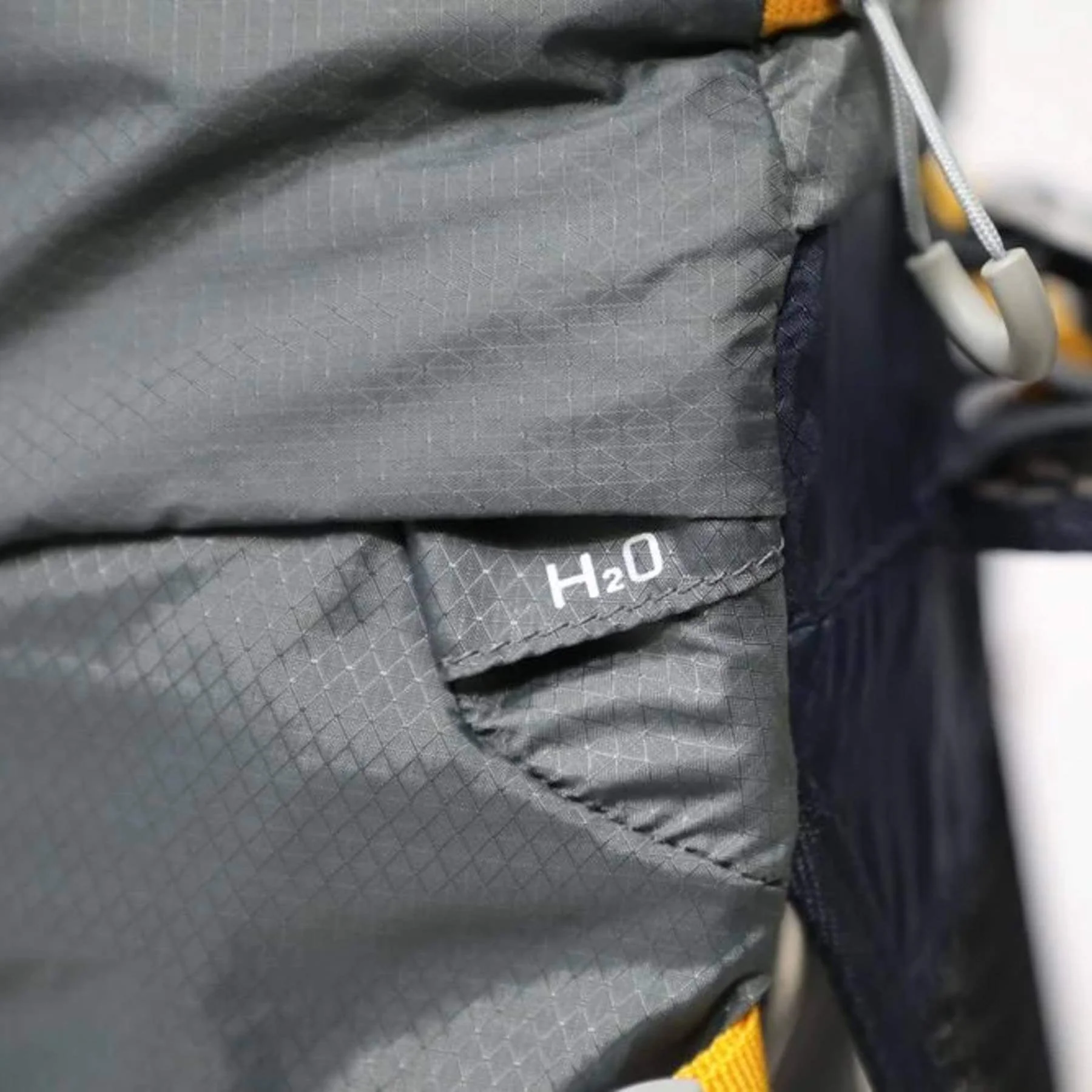 Apex Air 40 Backpack - Image 14