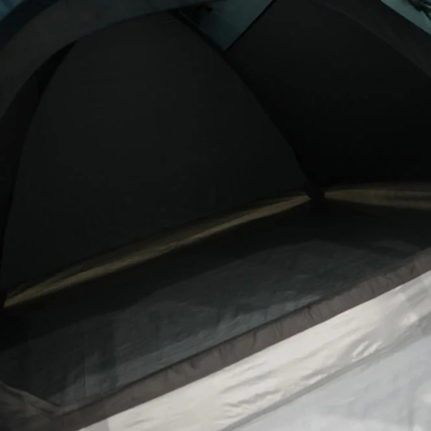 Tay 400 - 4 Person Adventure Tent - Image 12