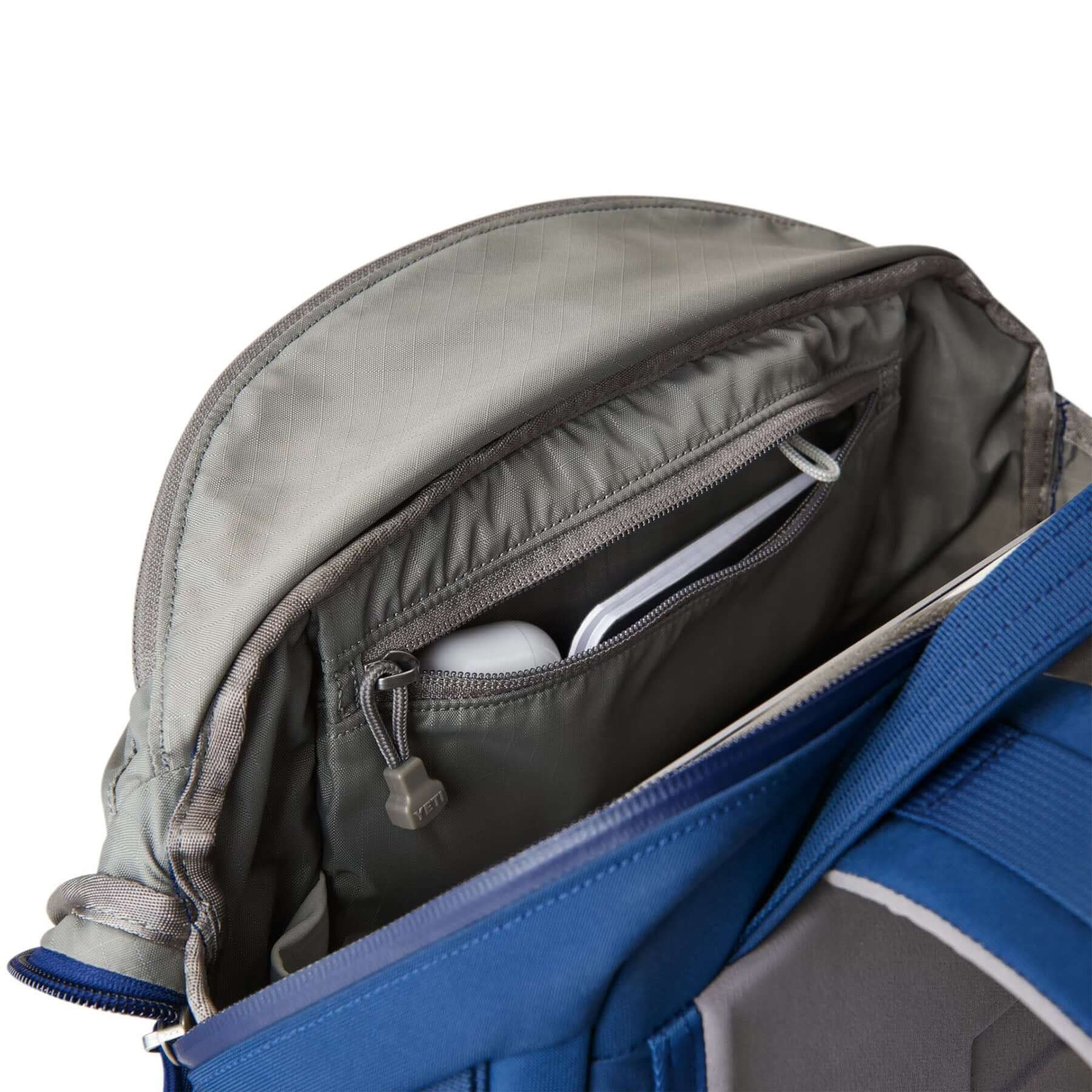 Crossroads Backpack 22L - Image 17