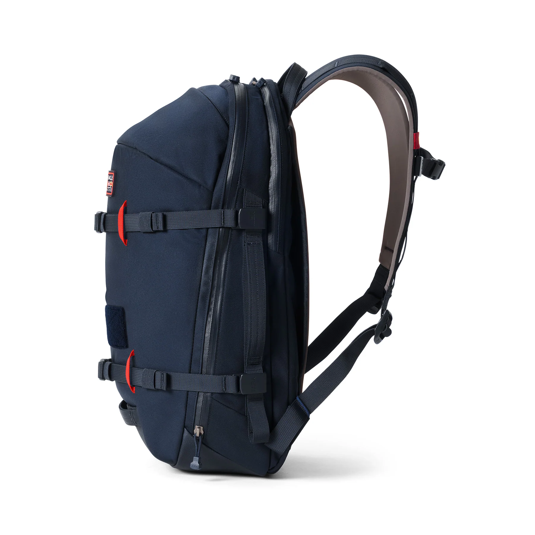 Crossroads Backpack 27L - Image 3