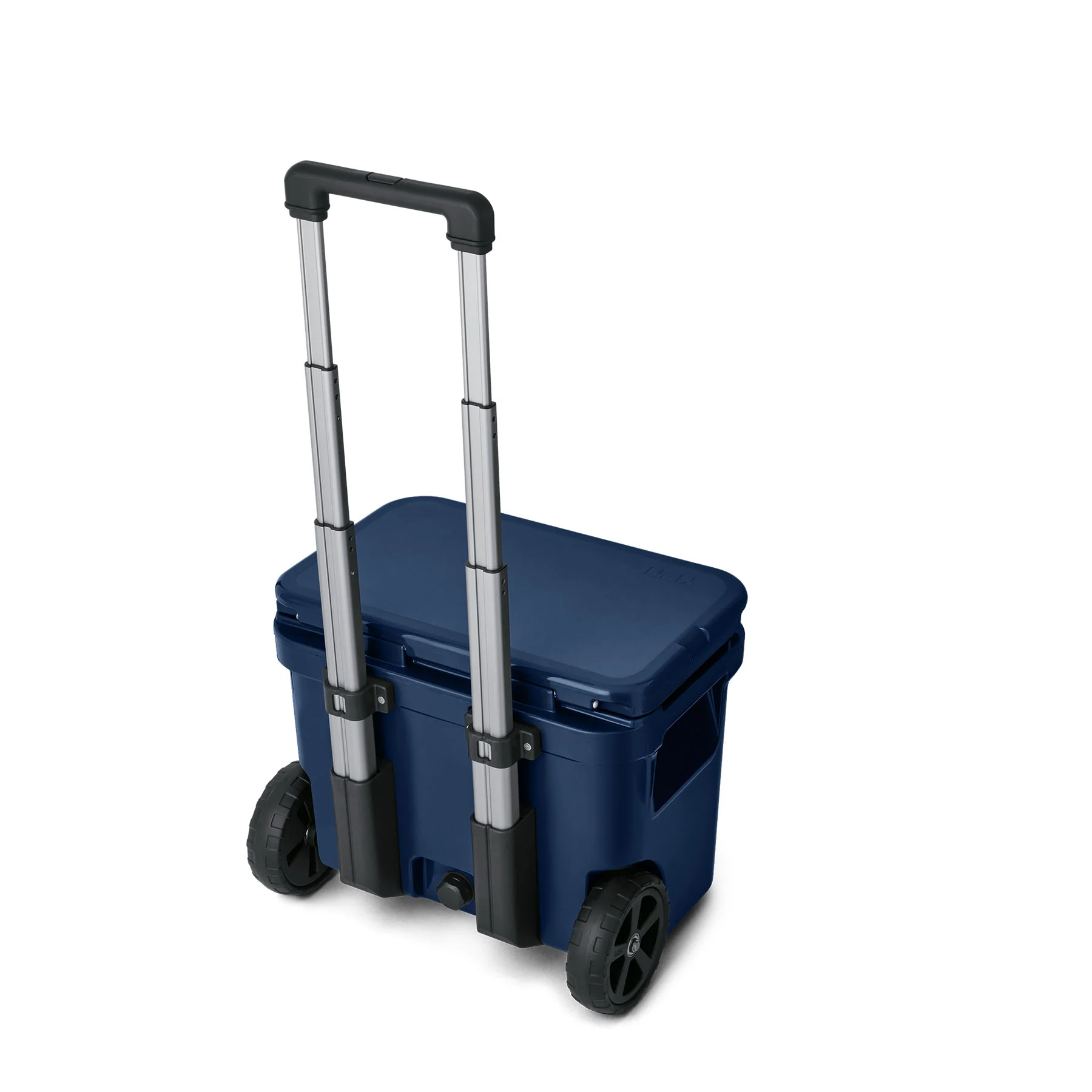 Roadie 32 Wheeled Cool Box - Image 3